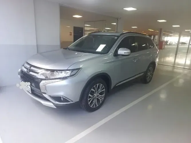 Mitsubishi Outlander 2.0 16V 160cv Aut. 2016