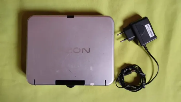 Portable Dvd Player Coby ( Favor Ler O Anúncio )