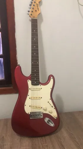 Vendo guitarra Memphis usada excelente estado