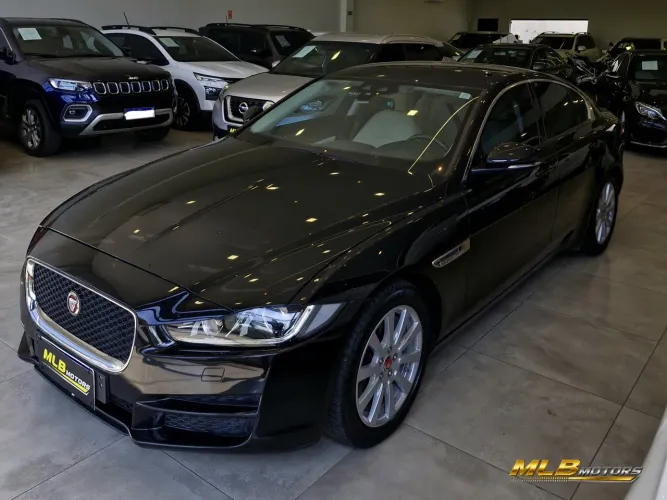 Jaguar XE 2.0 Turbocharged Pure 240cv Aut. 2017