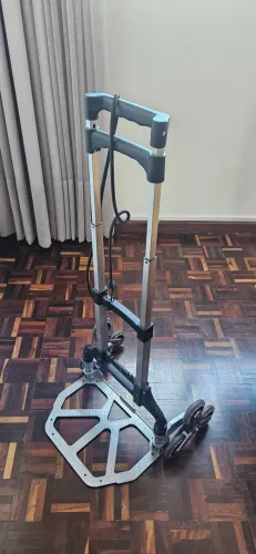 Carrinho para escada