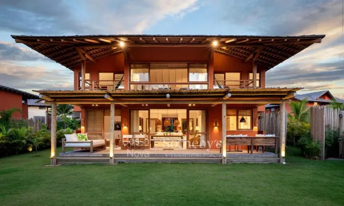 Casa de praia em condomínio fechado