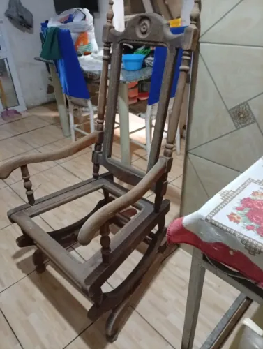Cadeira de balanço para reformar 