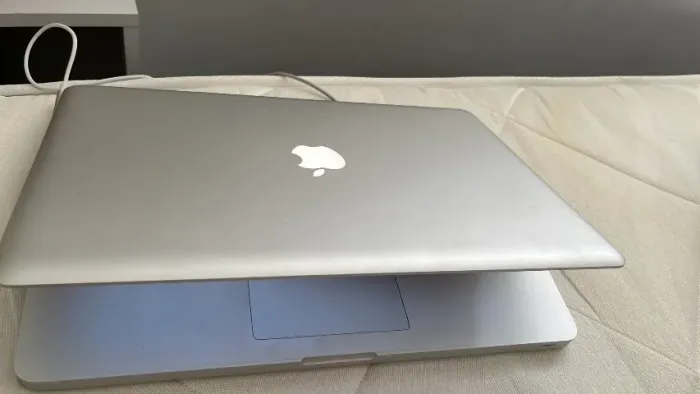 ? VENDO MACBOOK PRO - R$ 1.499,00