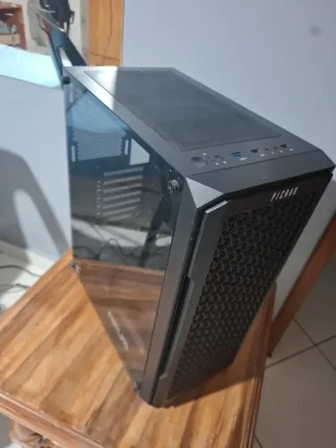 Gabinete PICHAU APUS com 3 fans