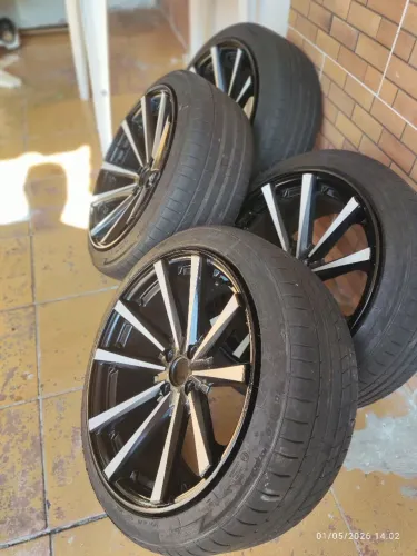 Rodas aro 18 tala 8 côncava 