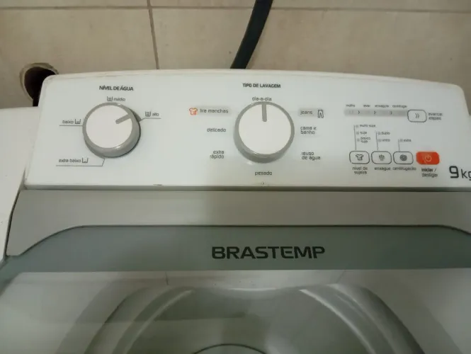 Máquina de lavar roupa Brastemp Active 9kg