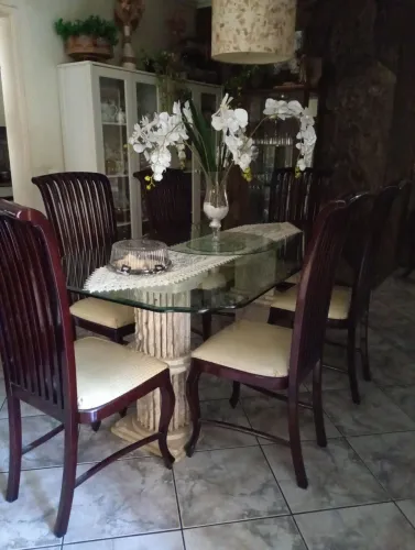 Mesa de jantar luxo
