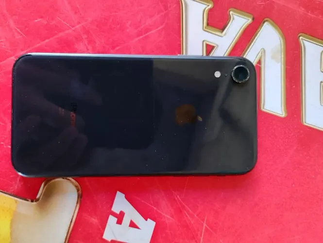 iPhone XR 