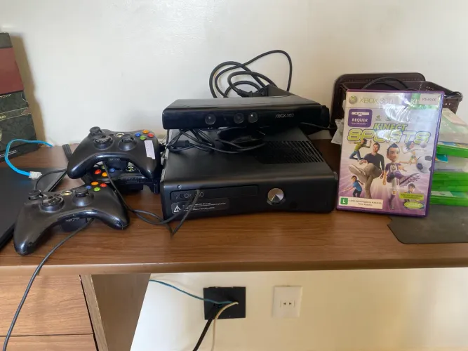 Xbox 360 slim 