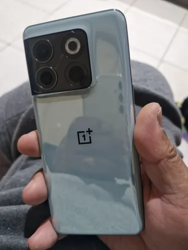 OnePlus 10T