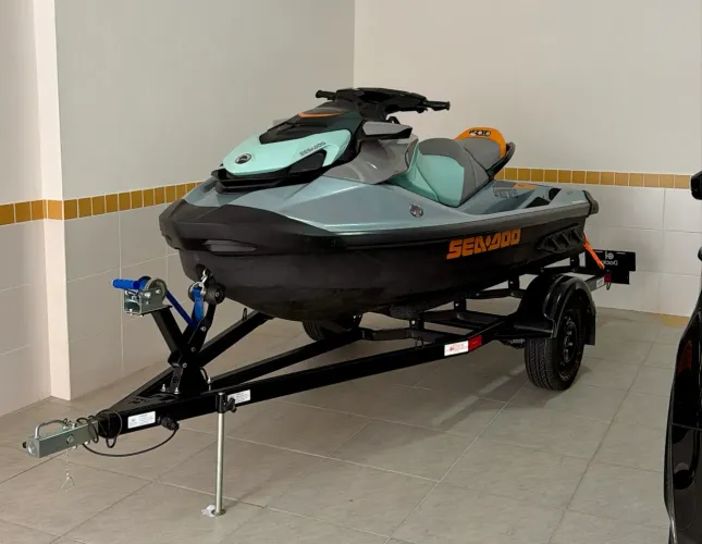 SeaDoo GTI SE 170 2023 - 75h Único dono com carreta 