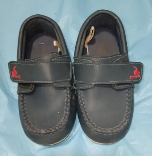 SAPATO  INFANTIL RIACHUELO  N° 22 AZUL R$10,00