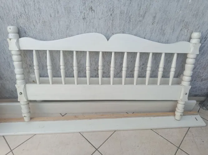 Cama casal de madeira perfeito estado