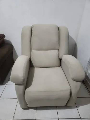 Poltrona Reclinável Confortável