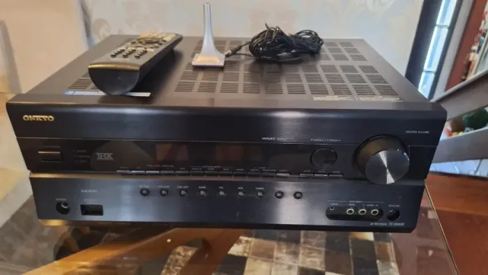 Receiver Onkyo TX-SR608 7.2 Canais THX - Completo com Controle e Microfone calibração