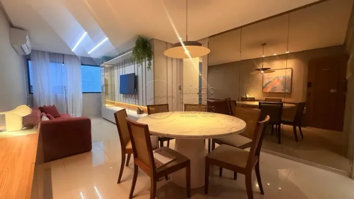 Apartamento com 2 Quartos e Varanda à Venda no Edf Casa Blanca na Ponta Verde