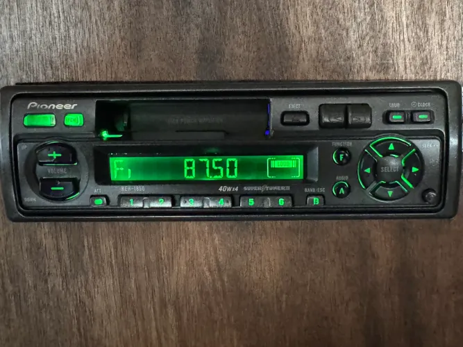 Toca fita rádio com Bluetooth seminovissimo pioneer keh-1850 na promoção so 999,99