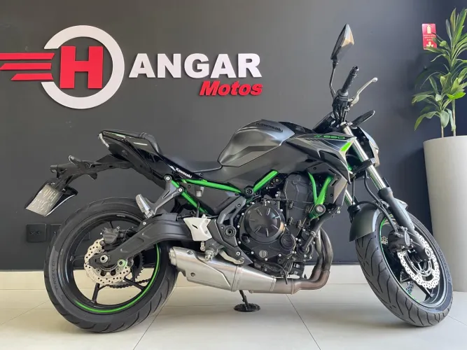 Kawasaki Z650rs 2024