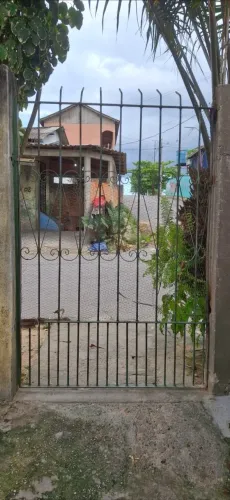 Portão de ferro, boa qualidade.