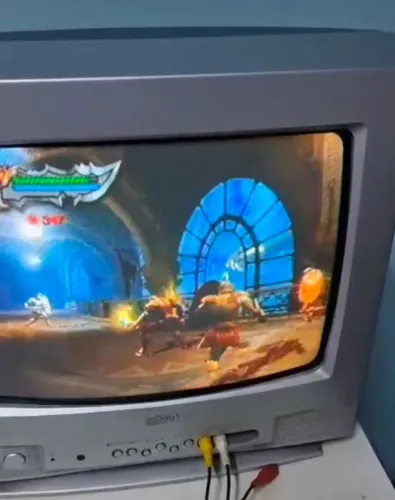 TV de Tubo LG 14" Funcionando - Ideal para PS1 e PS2