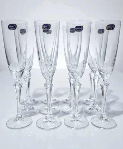 Jogo com 12 Taças de Cristal Para Champagne 200 ml Linha Elisabeth Bohemia