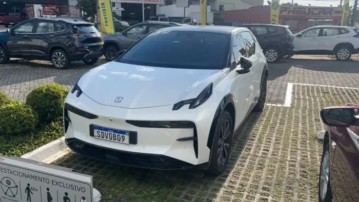 Zeekr X PREMIUM Premium (elétrico) 2025