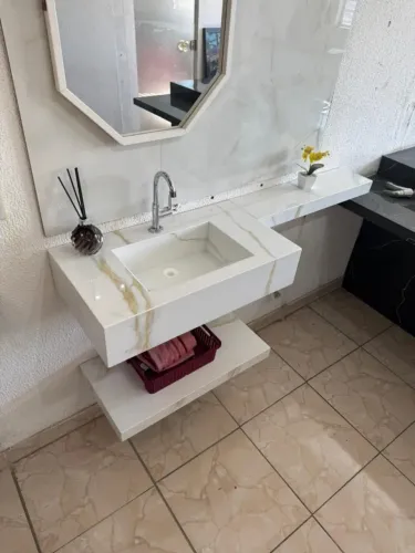 pias em porcelanato