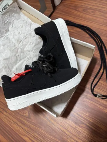 Tênis Nike Air Force camurça premium