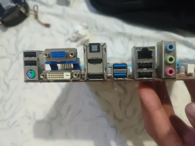 Vendo Placa Mãe LGA 1155 Itautec 4265