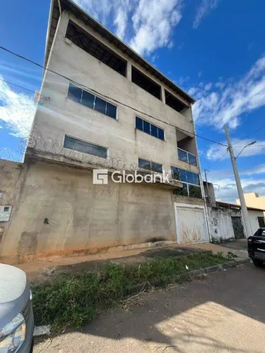Casa Comercial 1 Quarto em Jardim Brasil, Montes Claros Venda