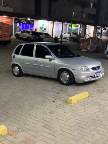 Chevrolet Corsa Wind 1.0 Mpf/milleniumi/ EFI 4P (álcool) 2001