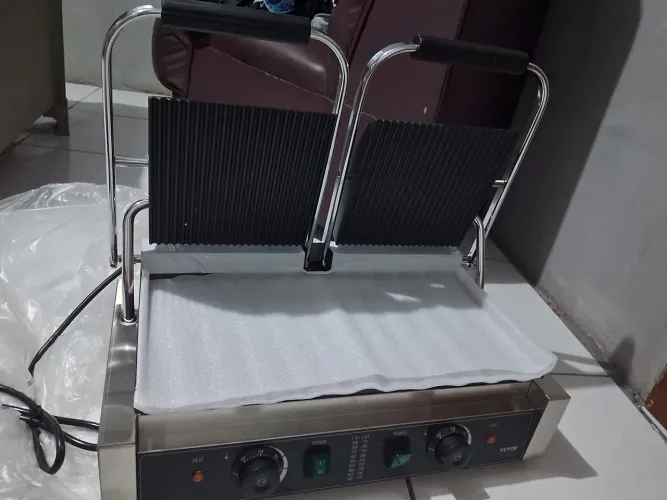 Chapa elétrica vevor Panini grill