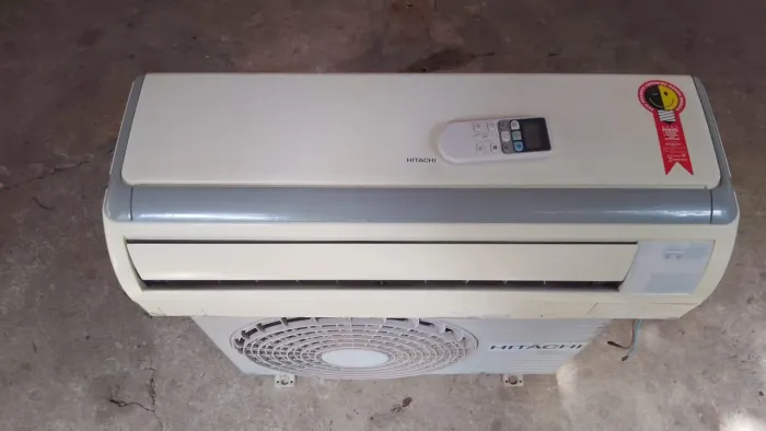 Ar condicionado - Hitachi 9 mil BTUs