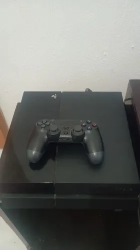 playstation 4 (PS4) pra vender rápido, aceito cartão