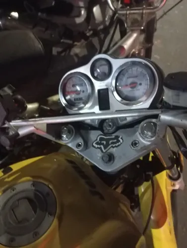 MOTO MUITO CONSERVADA, KM ORIGINAL