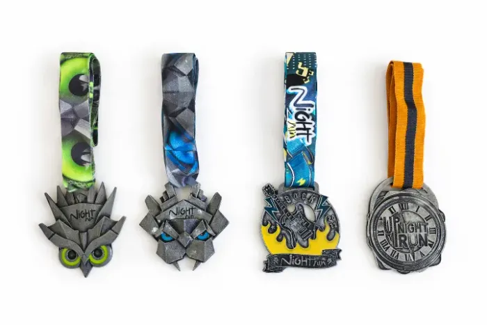 Kit 4 Medalhas Corridas Night Run Originais