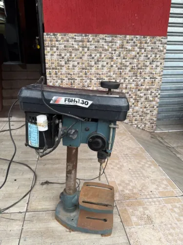 Furadeira de bancada