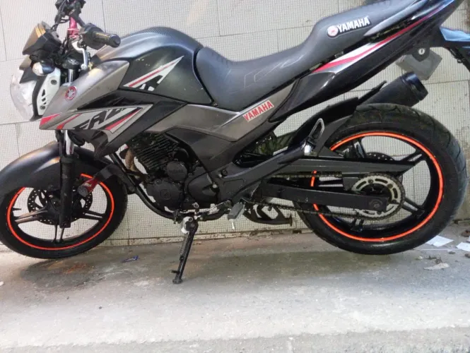 Fazer 250