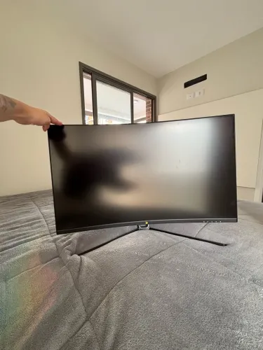 Monitor Gamer KBM! MG330 31,5? Curvo 165Hz Full HD