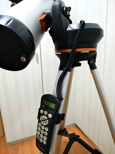 Telescópio Motorizado Celestron 114LCM