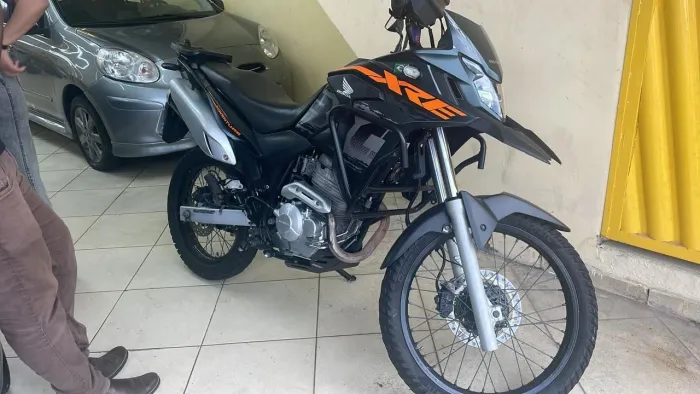 Moto XRE 300 aventure