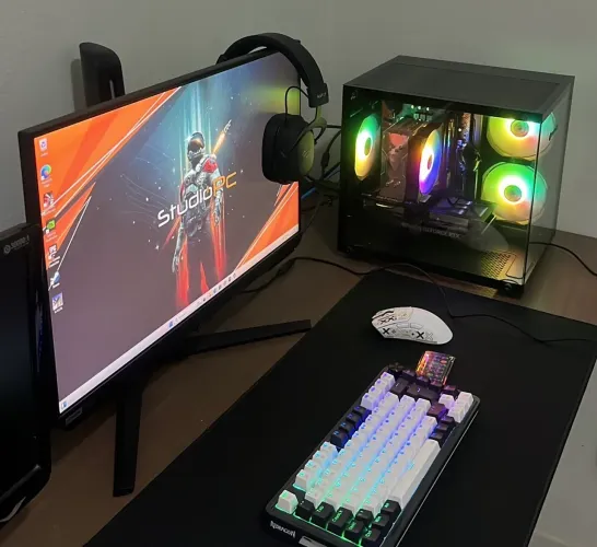Troco PC COMPLETO com i5 12400f + RTX 4060 por Ip 17 pro Max 512gb