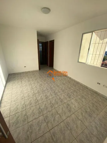Apartamento com 2 dormitórios à venda, 48 m² por R$ 215.000,00 - Jardim Maria Dirce - Guar