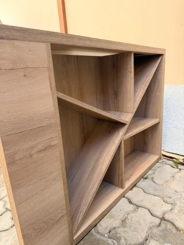 Mesa de escritório madeira MDF com nicho