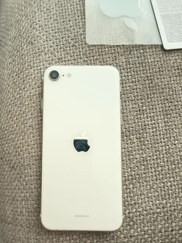 iPhone SE 2020 (2ª geração) - 128gb - bateria 70%