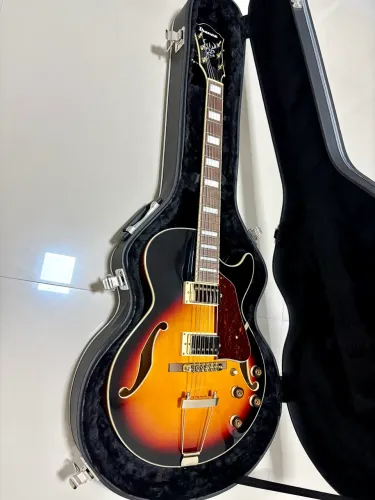 Guitarra Semi Acústica Artcore Ibanez AG75G Sunburst