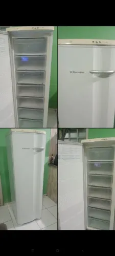 Frizze vertical Funcionando perfeitamente bem conservada