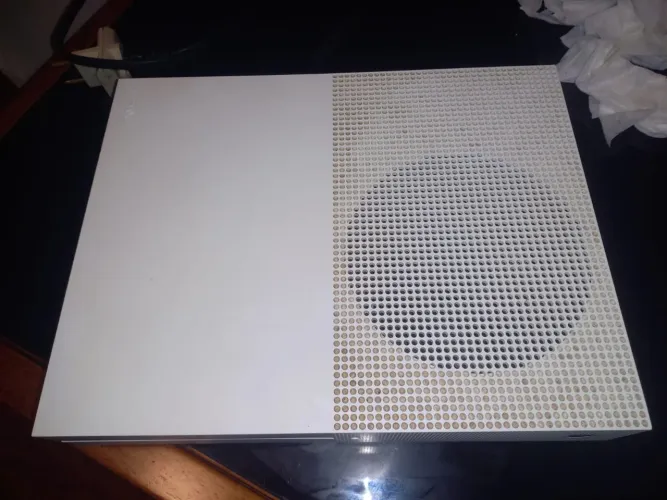 XBOX ONE S 1,6TB