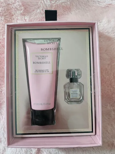 KIT Victoria's Secrets